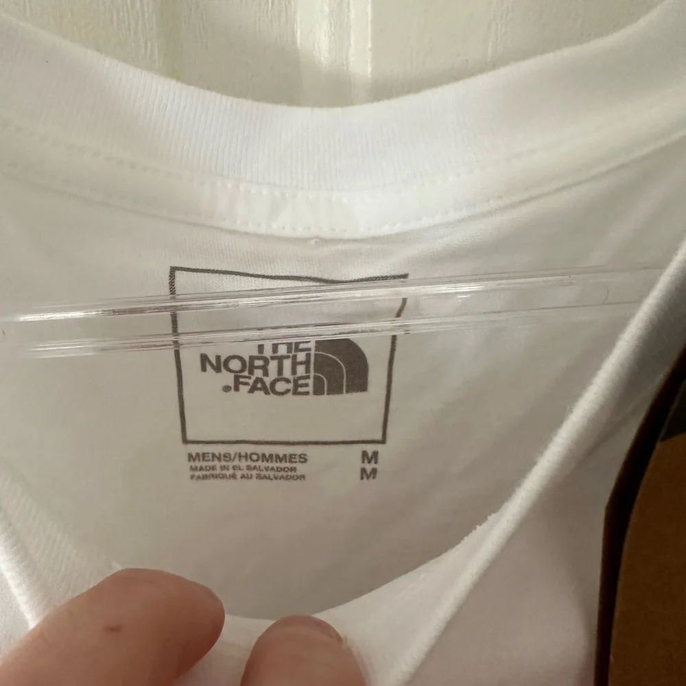 THE NORTH FACE MEN’S PRIDE LOGO TEE: WHITE: NWT: SZ M